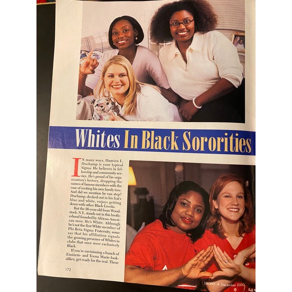 Ebony Magazine, December 2000, Cover Feature Story Toni Braxton - Picture 13 of 14